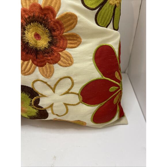Pier One Throw Pillow w/ Insert Floral Design Embroidered 16x16 Zipper Cheery - Picture 3 of 7